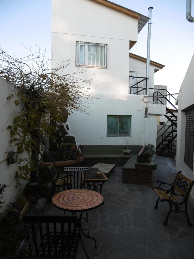 Hostel La Casa De Tounens Puerto Madryn Exterior foto